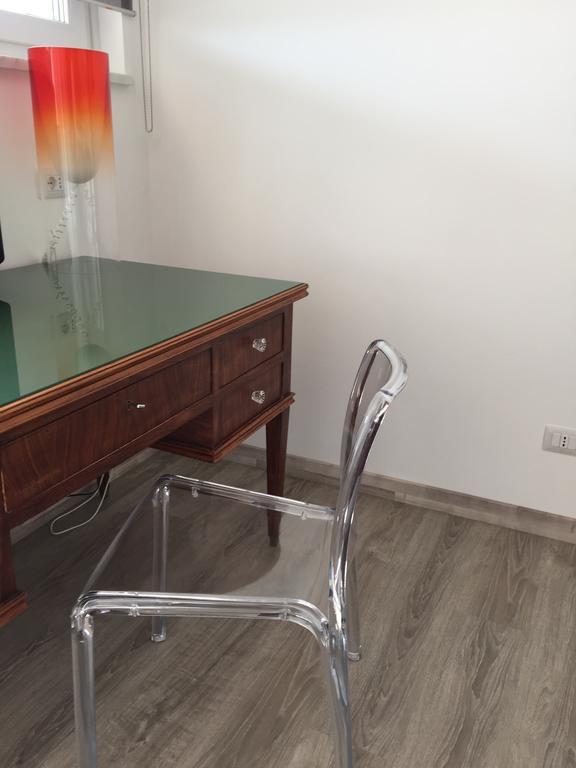 Ferienwohnung Attico Al Mare Lido di Ostia Exterior foto
