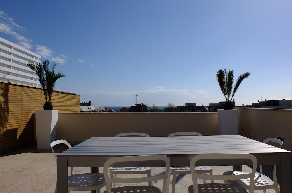 Ferienwohnung Attico Al Mare Lido di Ostia Exterior foto