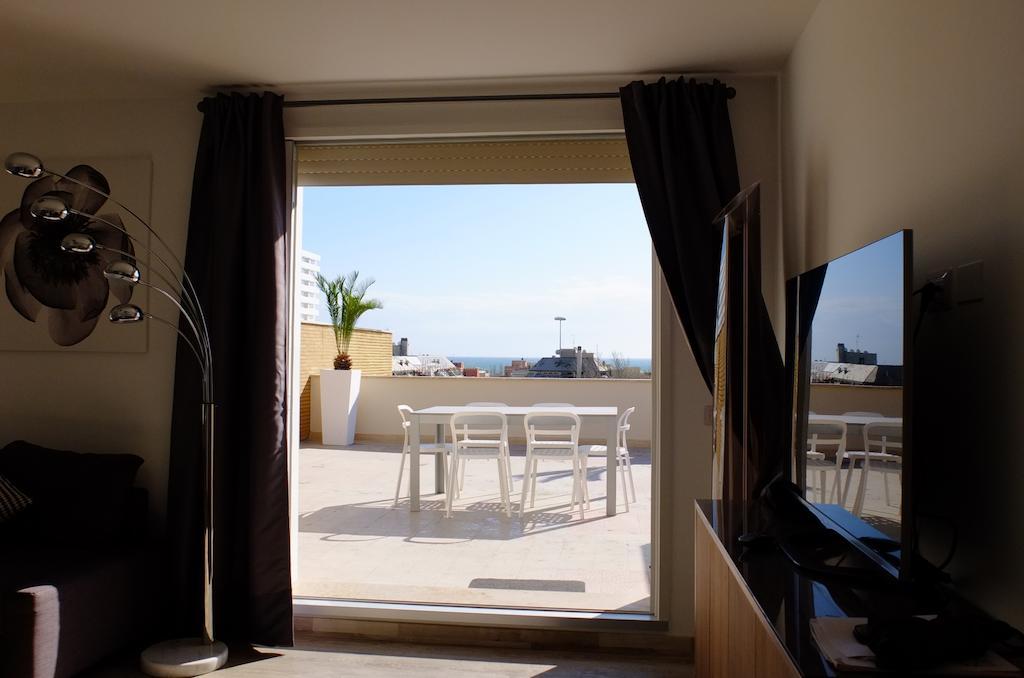 Ferienwohnung Attico Al Mare Lido di Ostia Exterior foto
